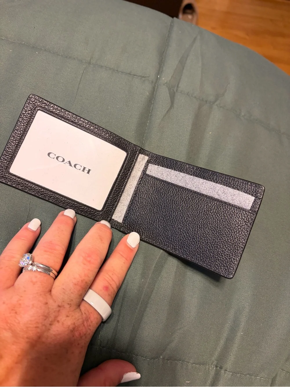 Coach Men's Black Leather Bifold slip Wallet